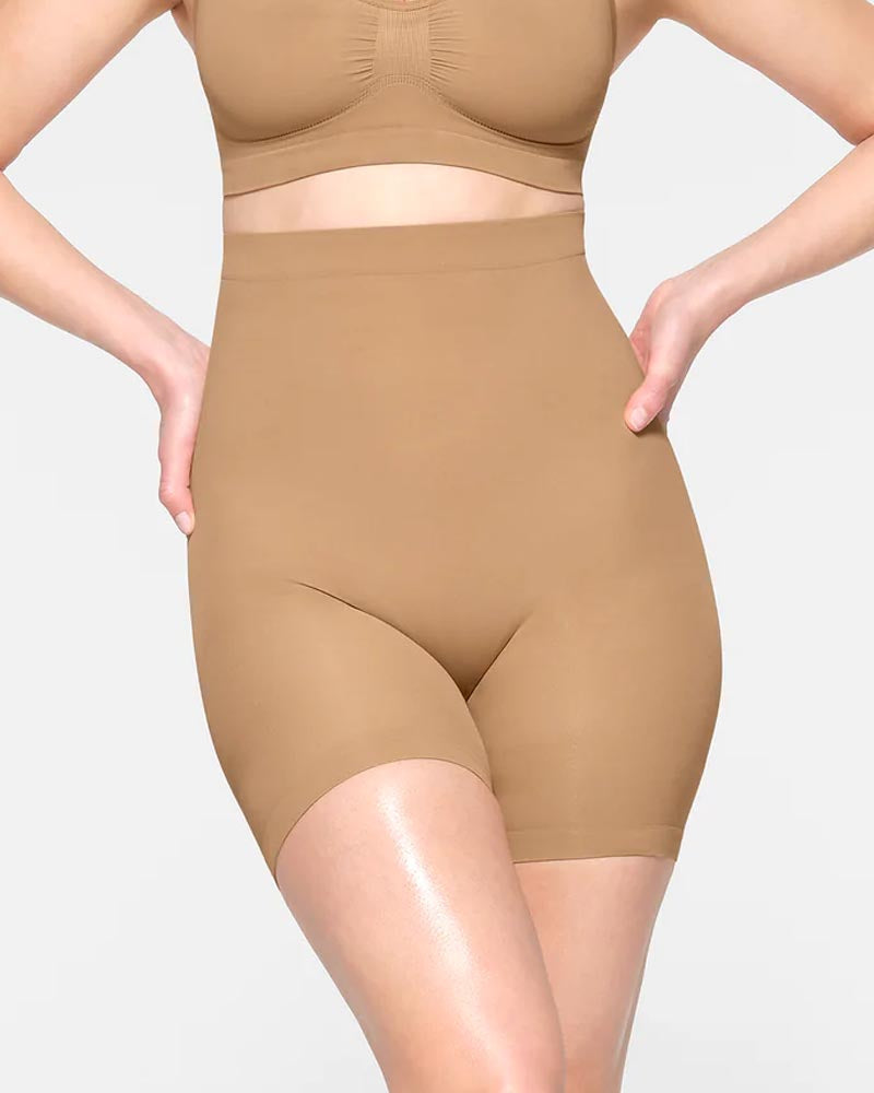 Pantalones cortos sin costuras con cintura alta que levantan la cadera