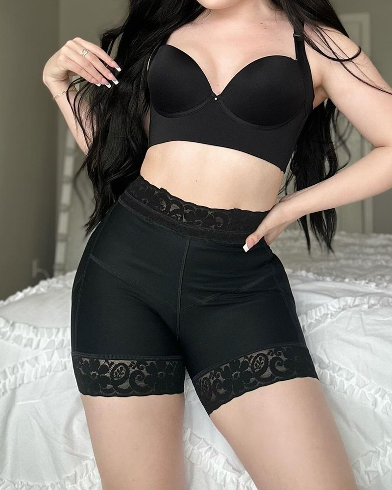 Braguitas de control que adelgazan y levantan los glúteos