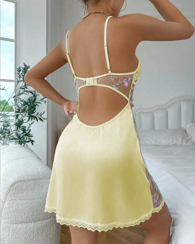 Camisón de tirantes de satén con bordado de ojales florales y borde de encaje para mujer