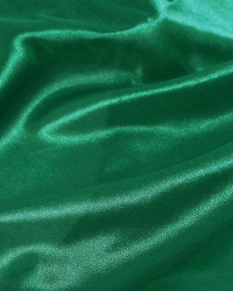 Camisón sin espalda con tanga de satén de encaje sexy para mujer con cuello en V y tirantes ajustables