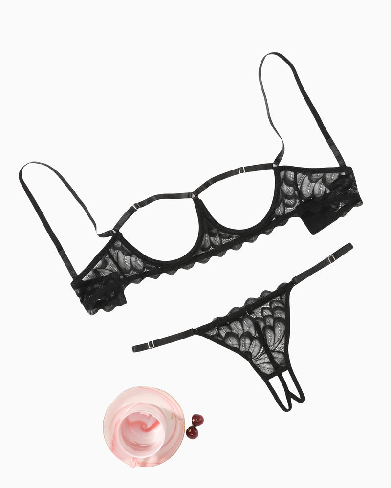 2 Piece Lace Bra and Panty Lingerie Set