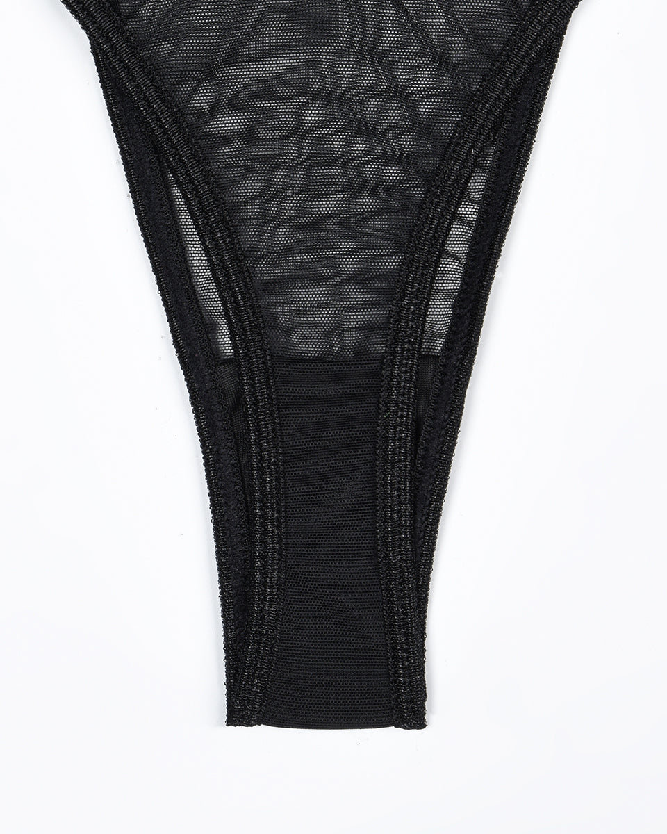 Conjunto de 4 piezas de sujetador y tanga de malla transparente