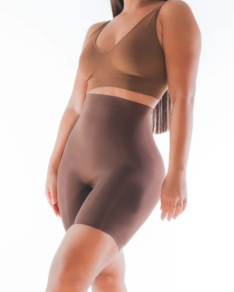 Pantalones cortos sin costuras de forma fuerte